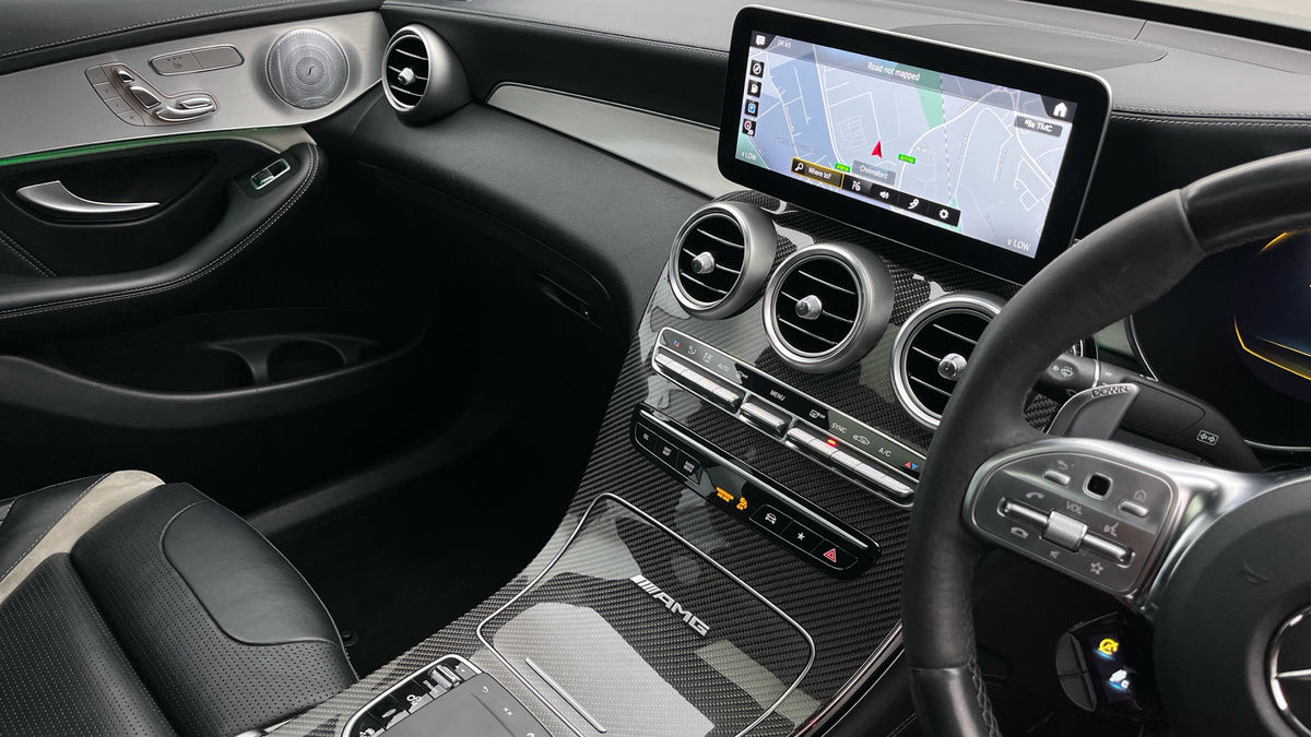 Mercedes-Benz GLC Image 18