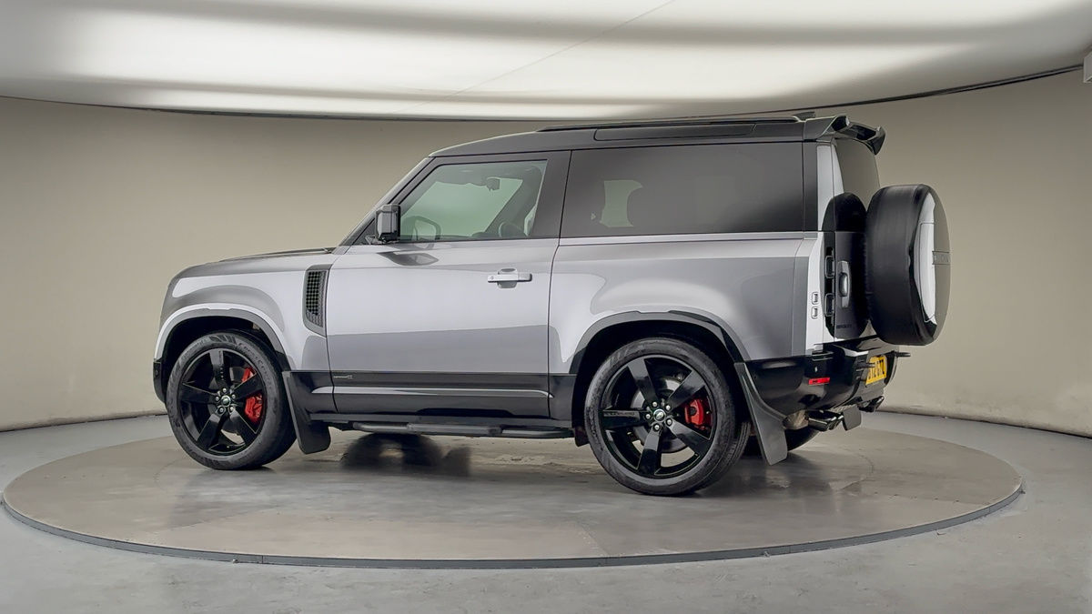 More views of Land Rover Defender 90