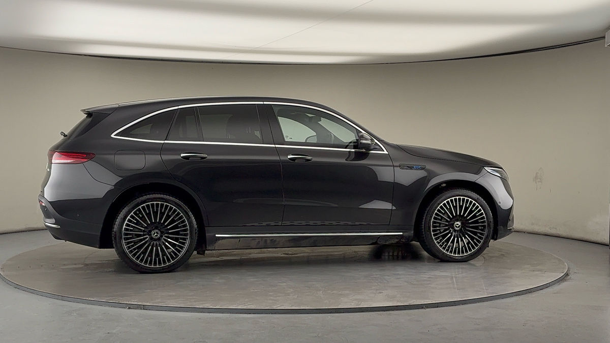 More views of Mercedes-Benz EQC