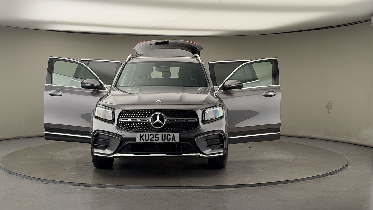 More views of Mercedes-Benz GLB