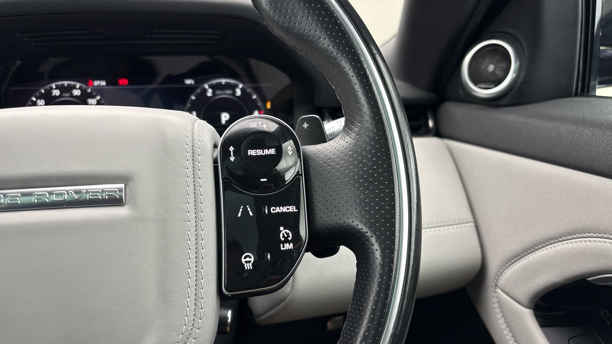 Land Rover Range Rover Evoque Image 14