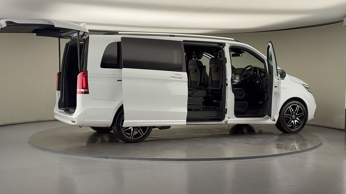 More views of Mercedes-Benz V Class