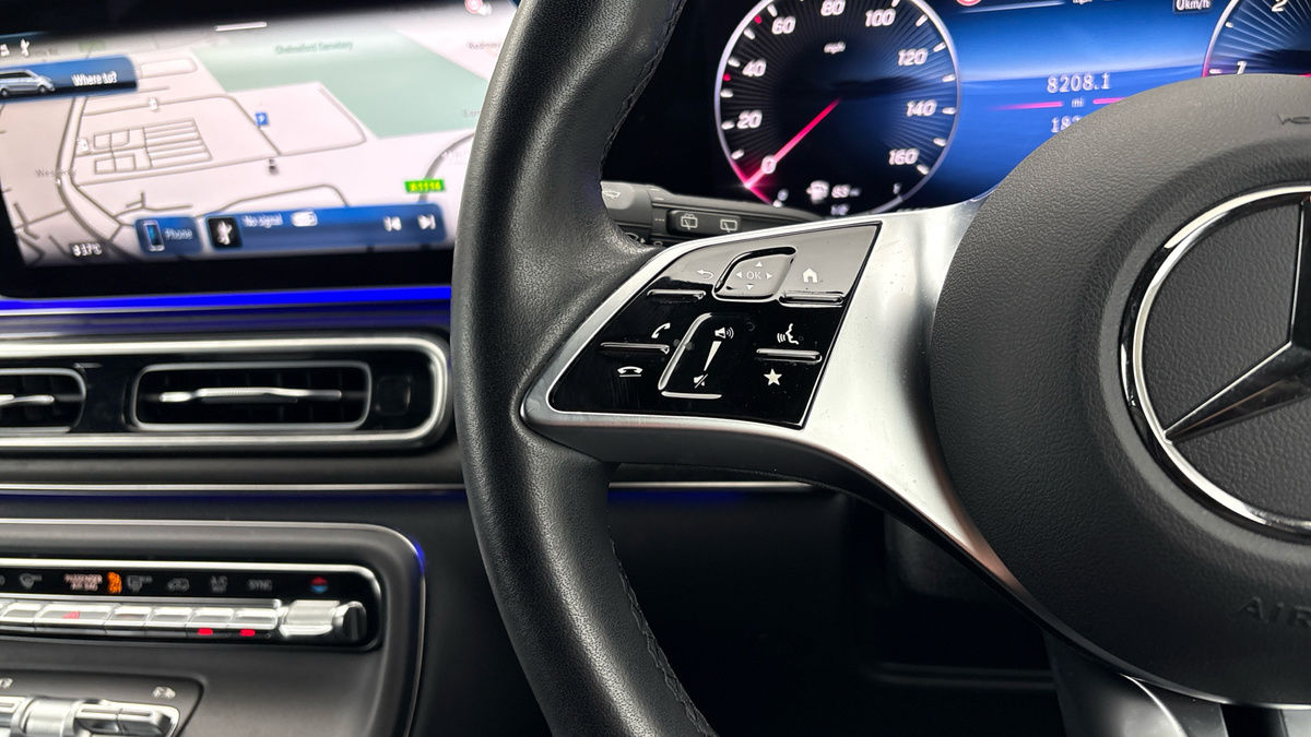 Mercedes-Benz V Class Image 13