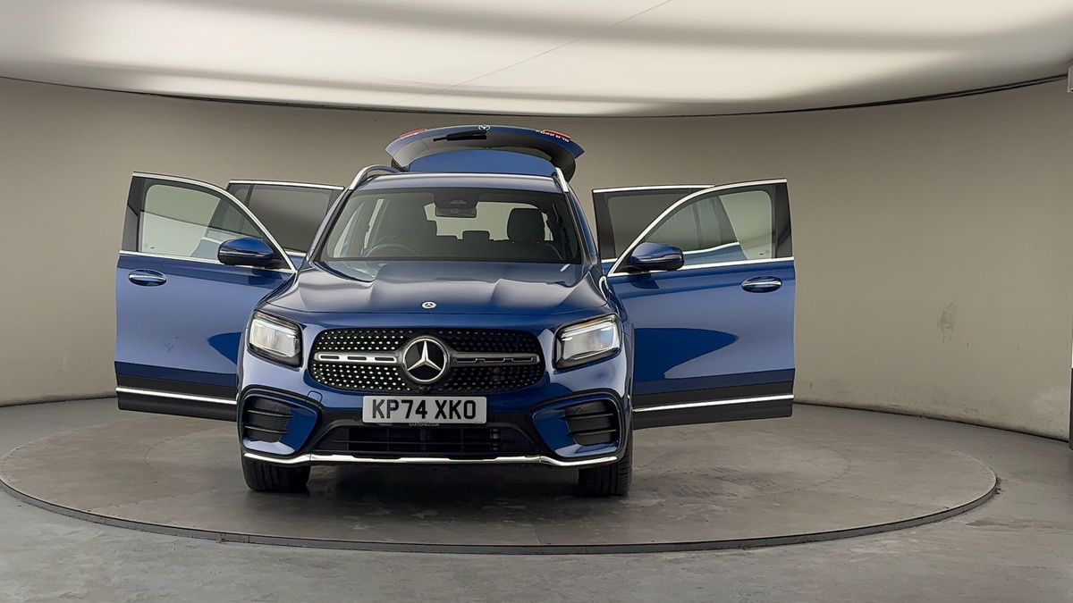 More views of Mercedes-Benz GLB