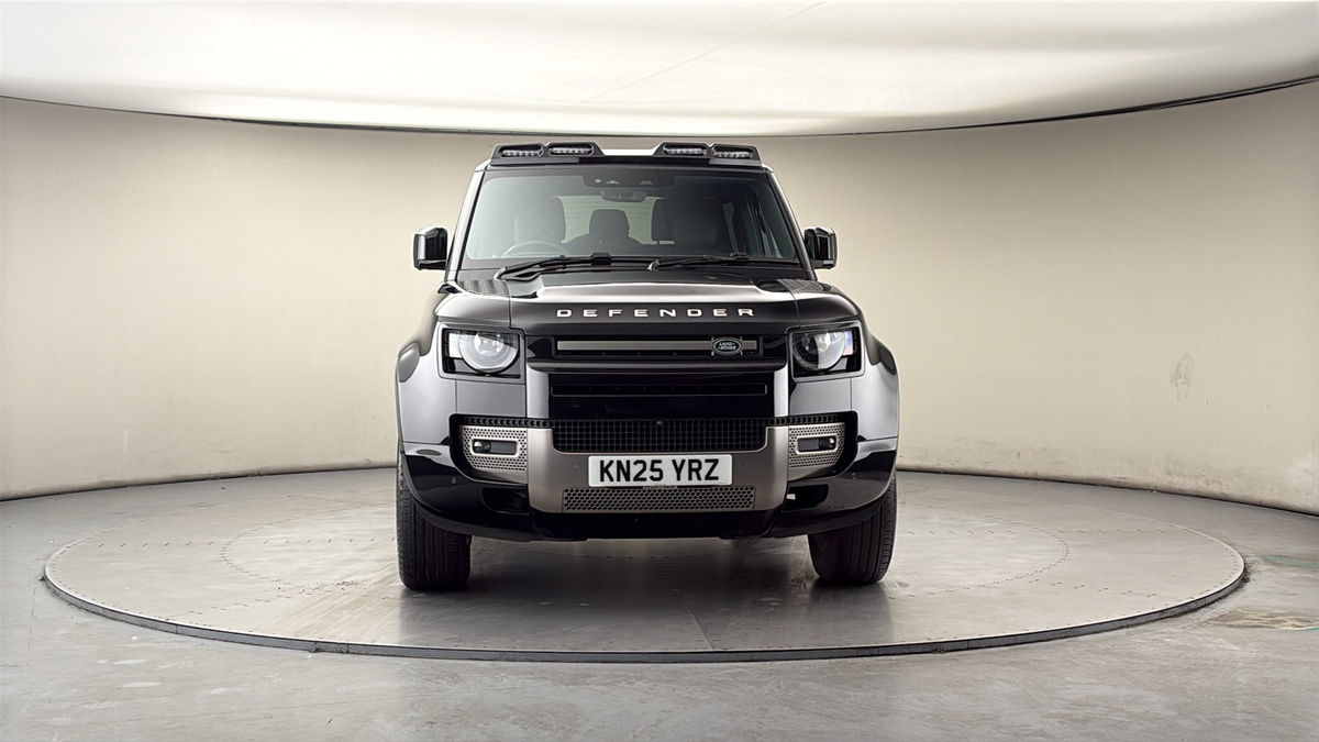 More views of Land Rover Defender 90