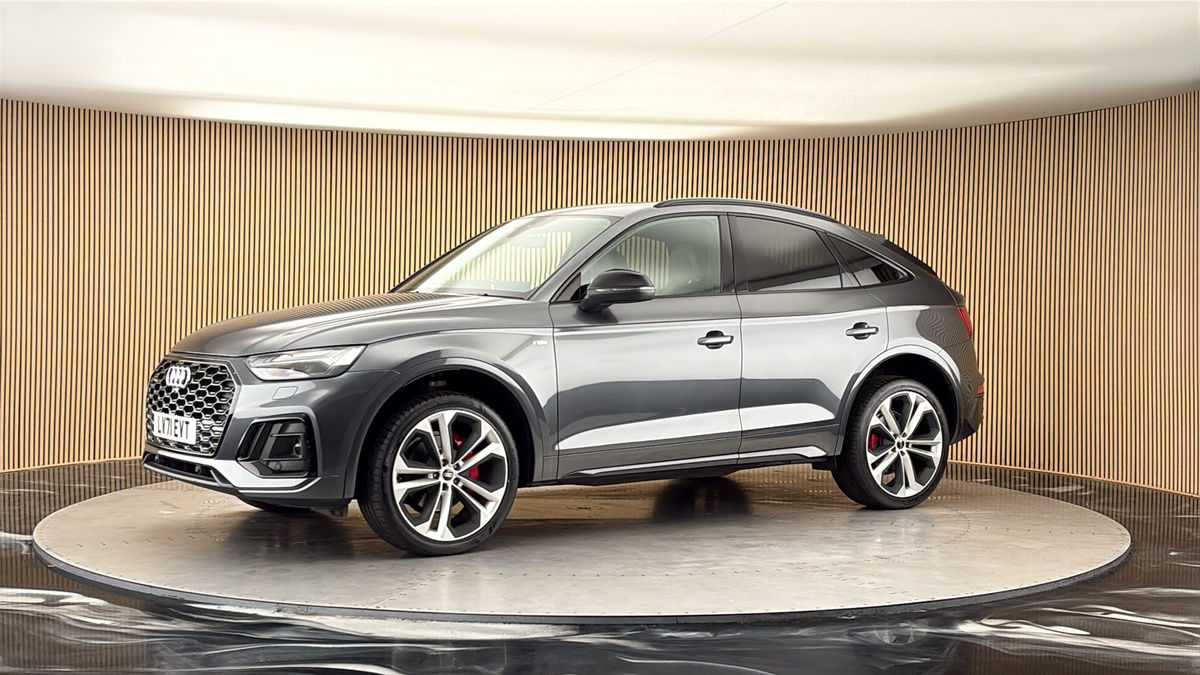 More views of Audi Q5