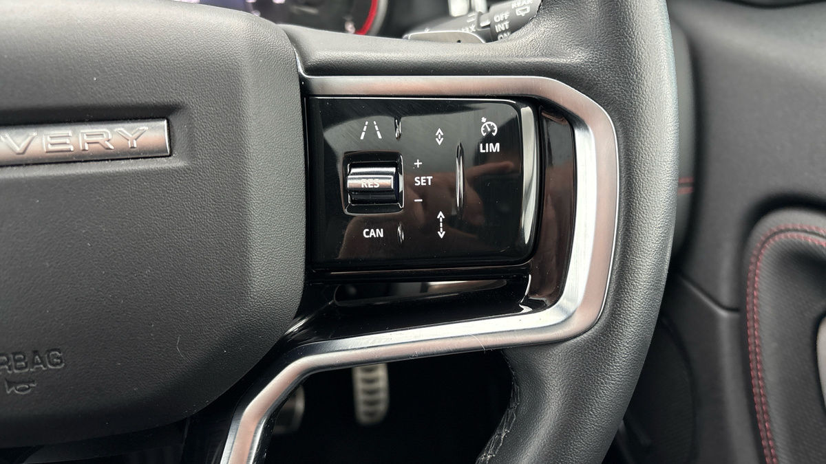 Land Rover Discovery Sport Image 14