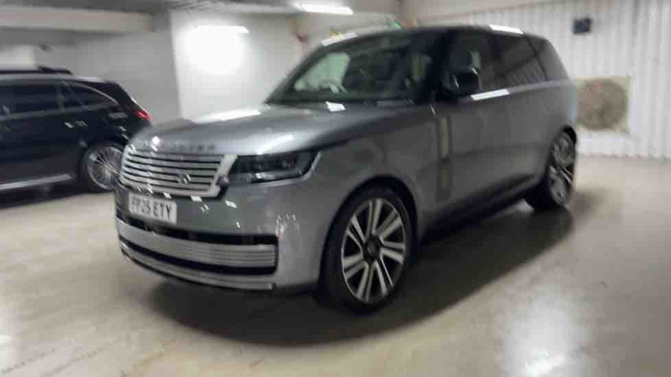 More views of Land Rover Range Rover