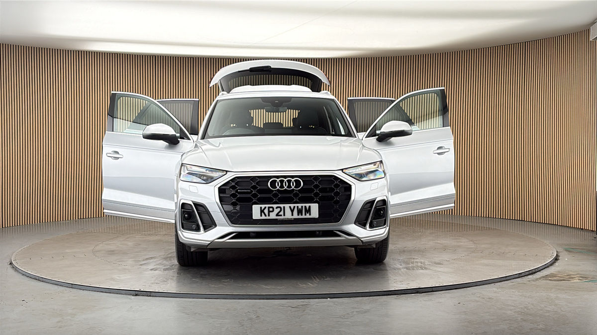 More views of Audi Q5