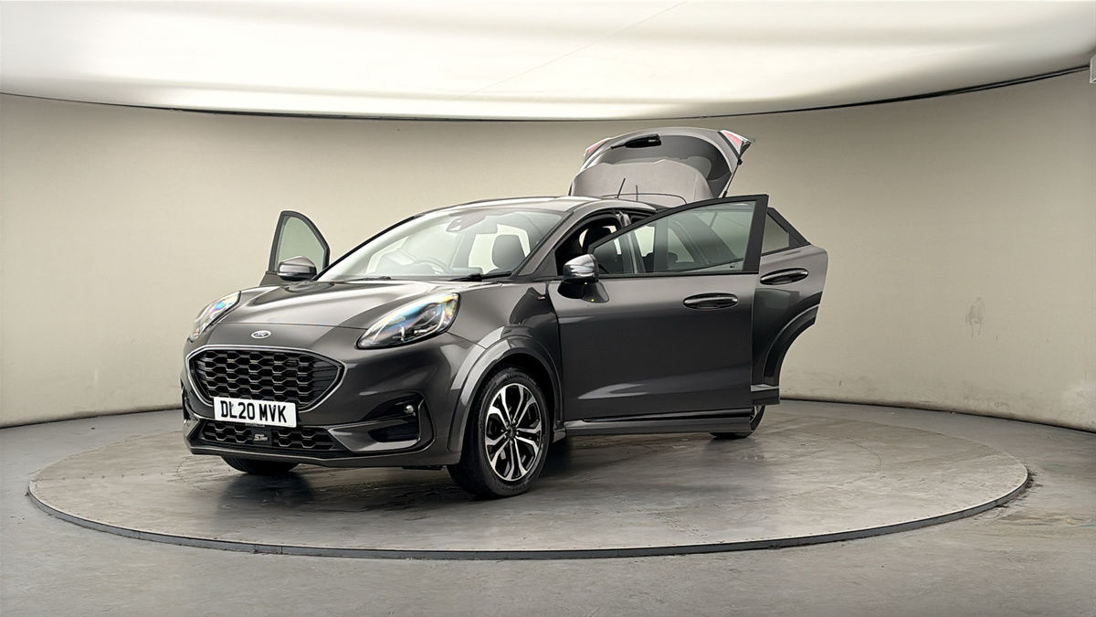 More views of Ford Puma