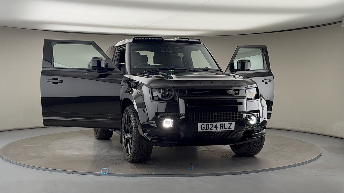 More views of Land Rover Defender 90