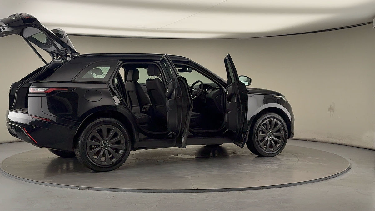 More views of Land Rover Range Rover Velar