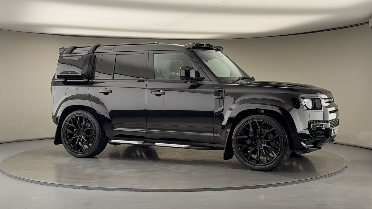 More views of Land Rover Defender 110