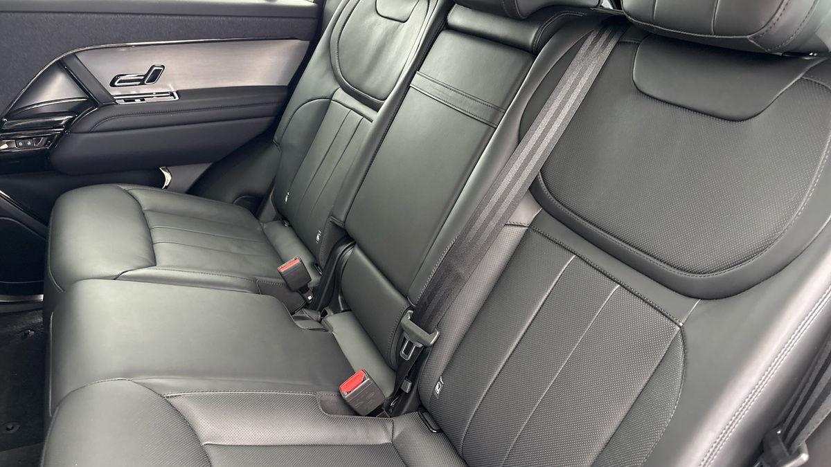 Land Rover Range Rover Sport Image 8