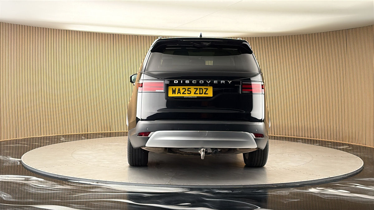 More views of Land Rover Discovery