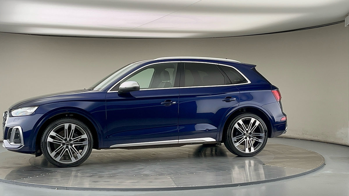 More views of Audi SQ5