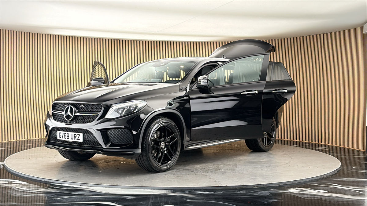 More views of Mercedes-Benz GLE