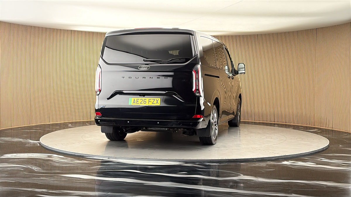 More views of Ford E-Tourneo Custom