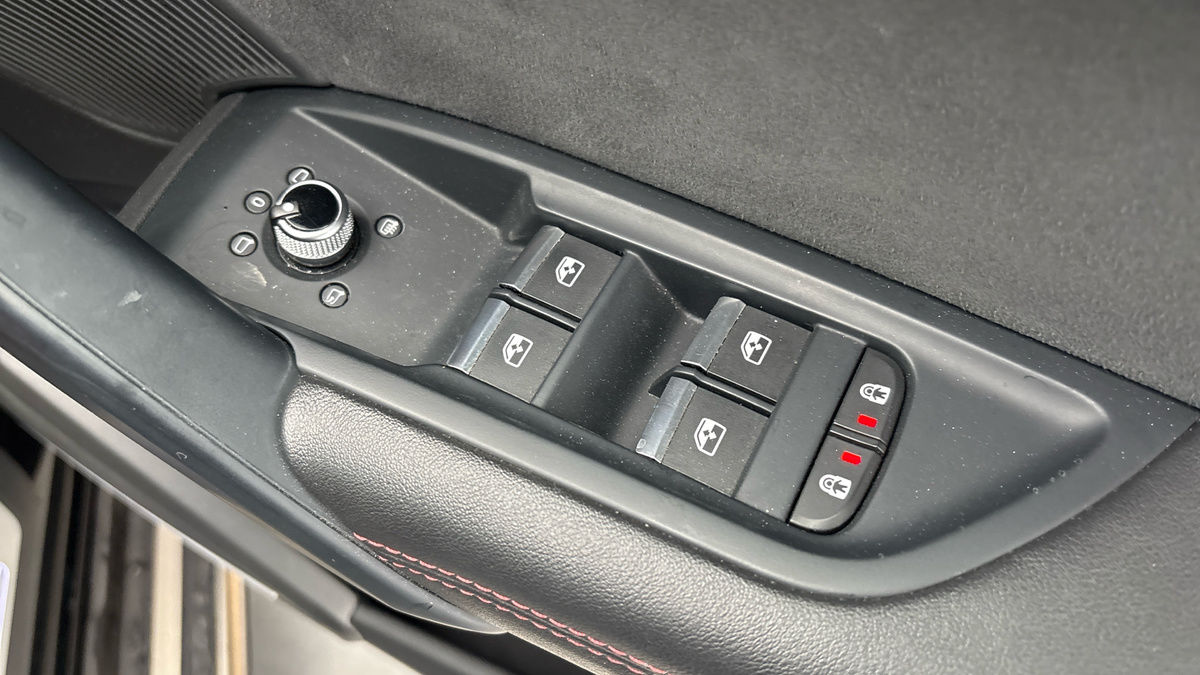 Audi SQ5 Image 25