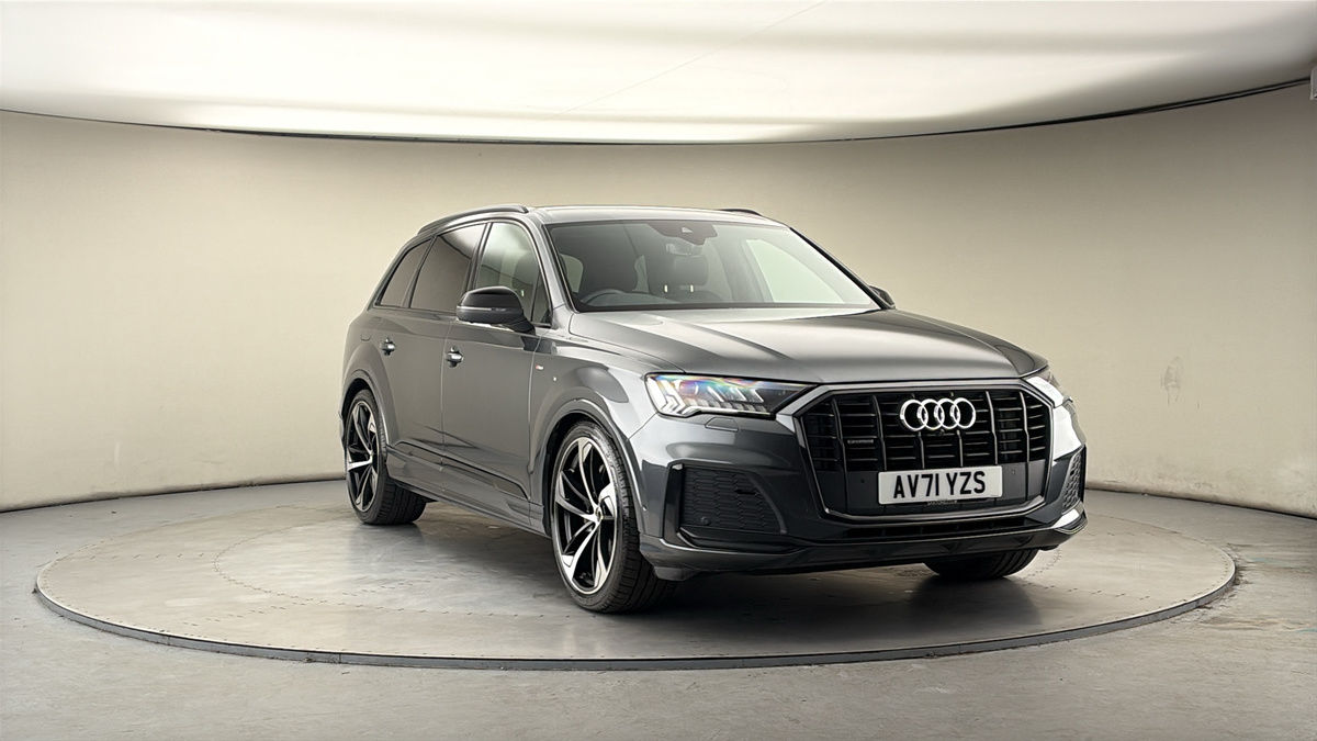 More views of Audi Q7