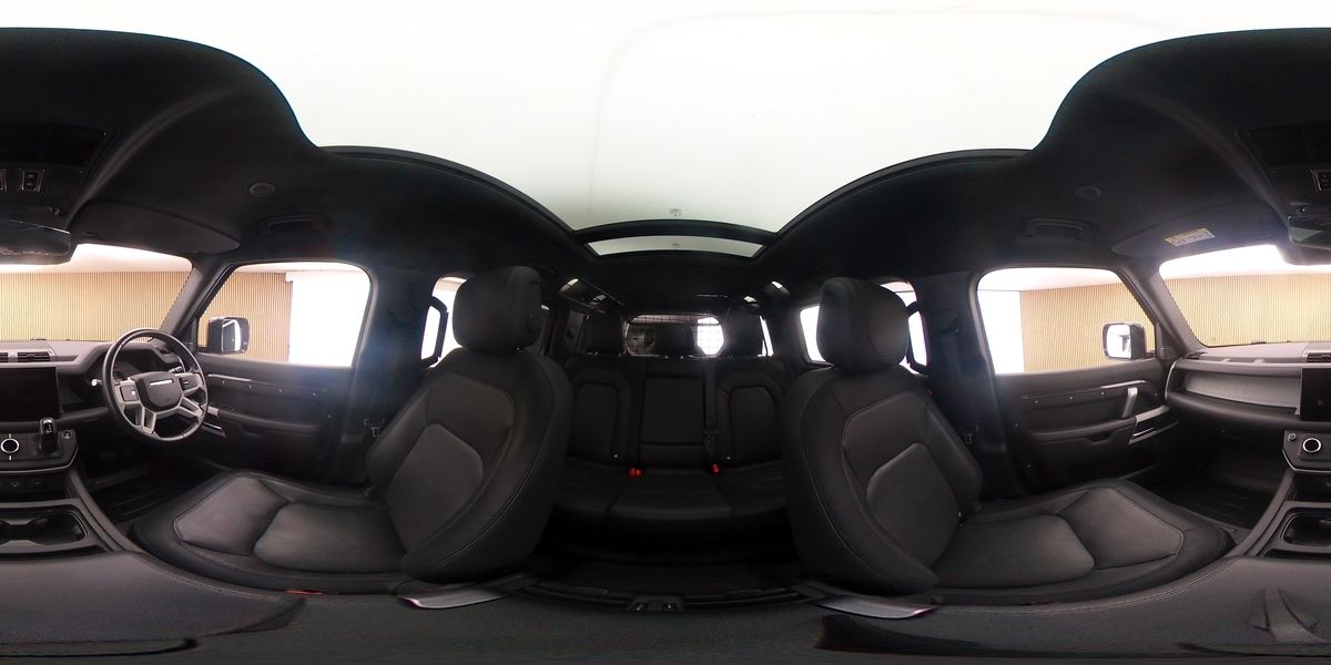 More views of Land Rover Defender 110