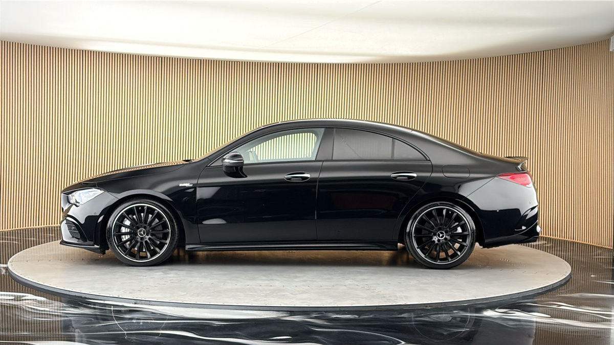 Mercedes-Benz CLA Image 15