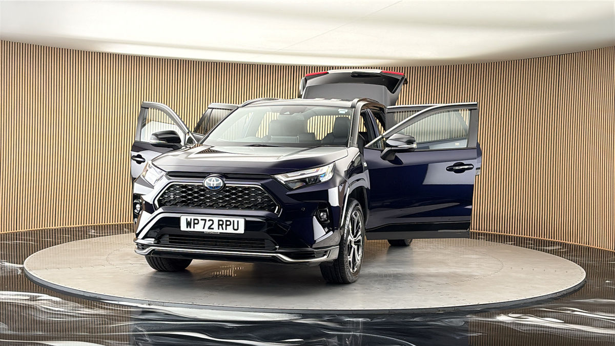 More views of Toyota RAV4