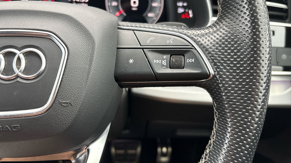Audi Q7 Image 14