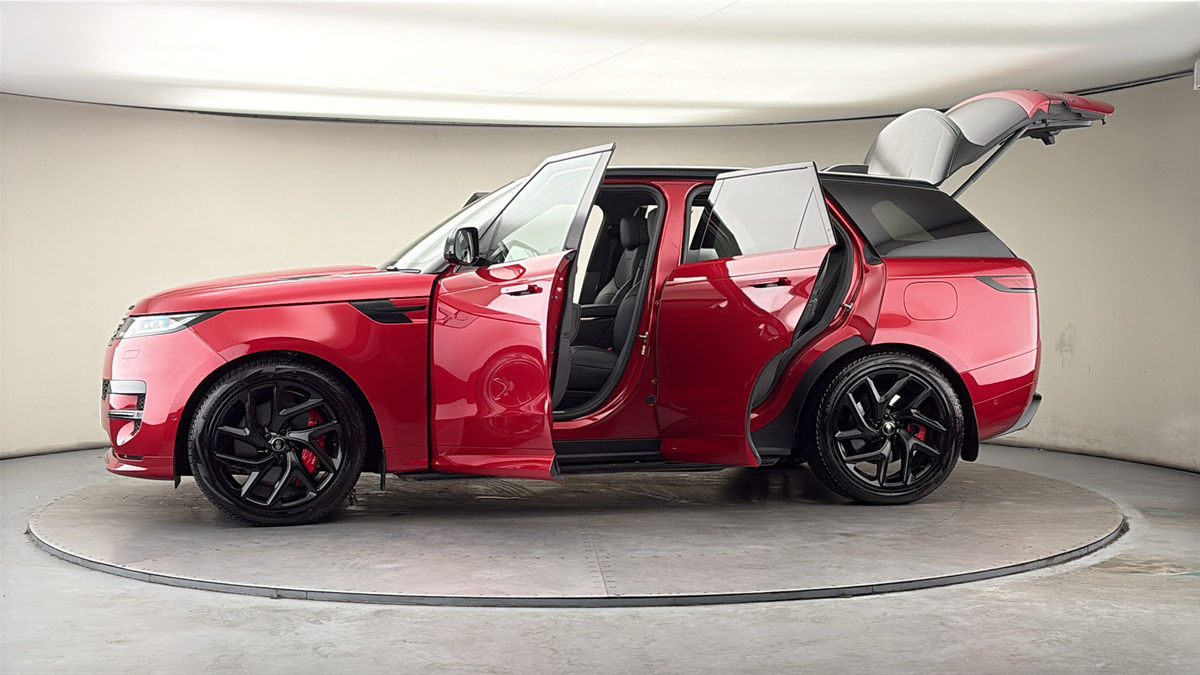 More views of Land Rover Range Rover Sport