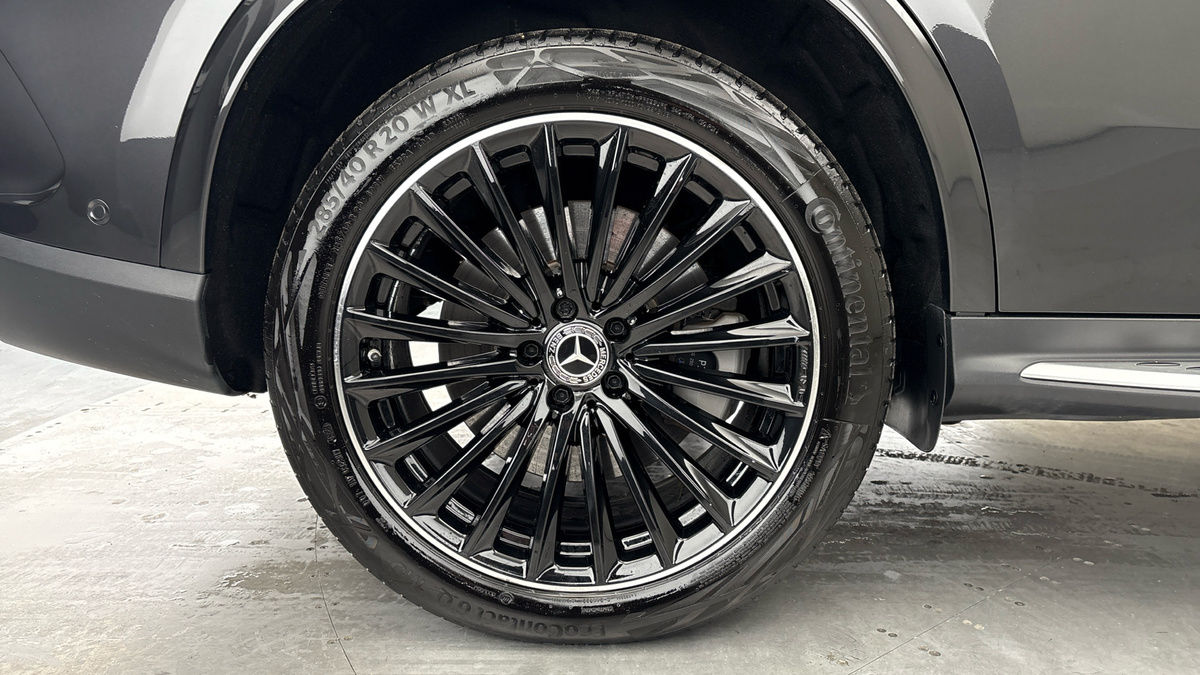 Mercedes-Benz GLC Image 10