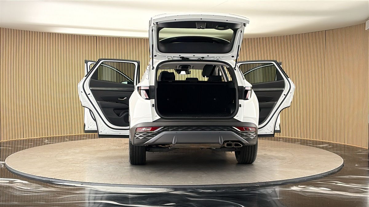 More views of Hyundai TUCSON