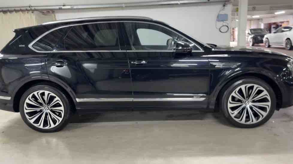 More views of Bentley Bentayga