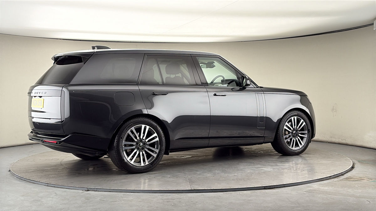 More views of Land Rover Range Rover