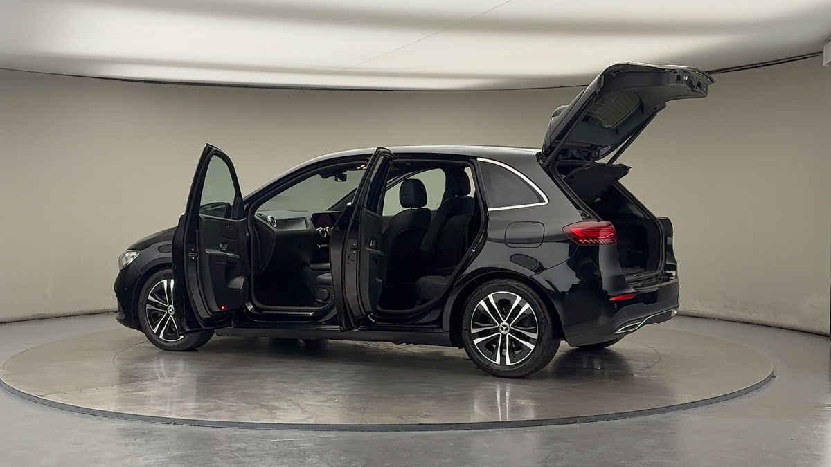 More views of Mercedes-Benz B Class