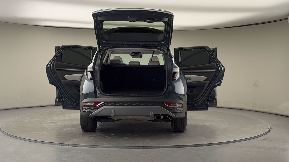 More views of Hyundai TUCSONix35