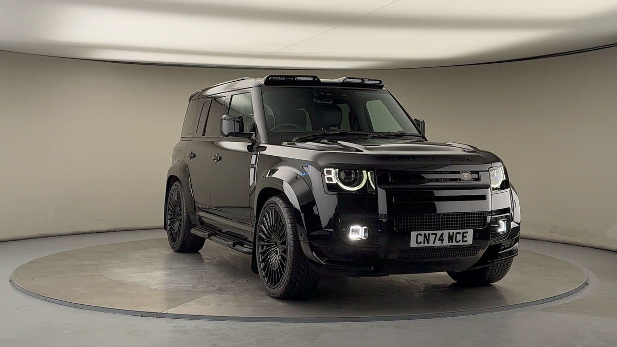 More views of Land Rover Defender 110