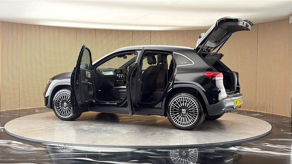 More views of Mercedes-Benz EQA