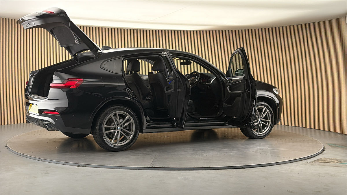 More views of BMW X4