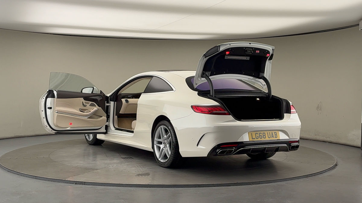 Mercedes-Benz S Class Image 23