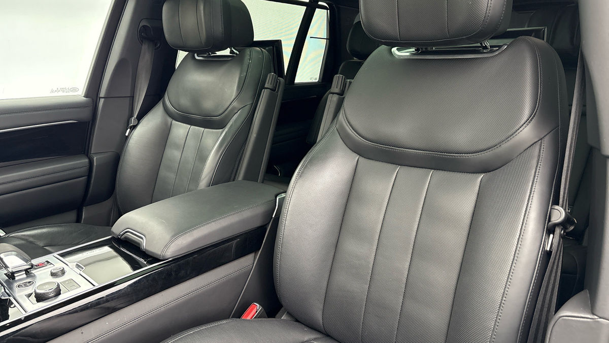 Land Rover Range Rover Image 7