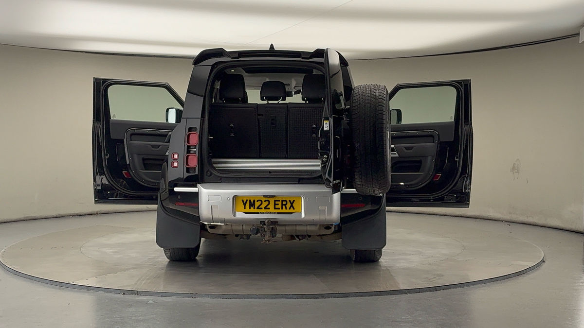 More views of Land Rover Defender 90