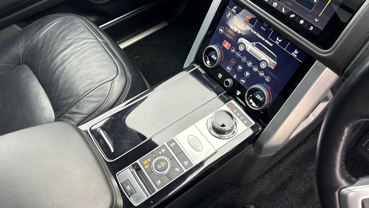 Land Rover Range Rover Image 18