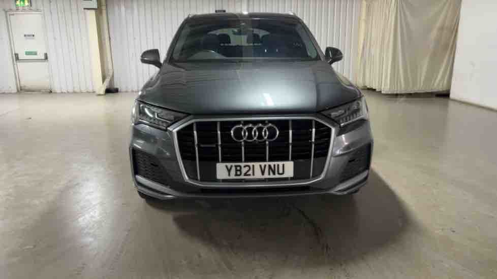 More views of Audi Q7