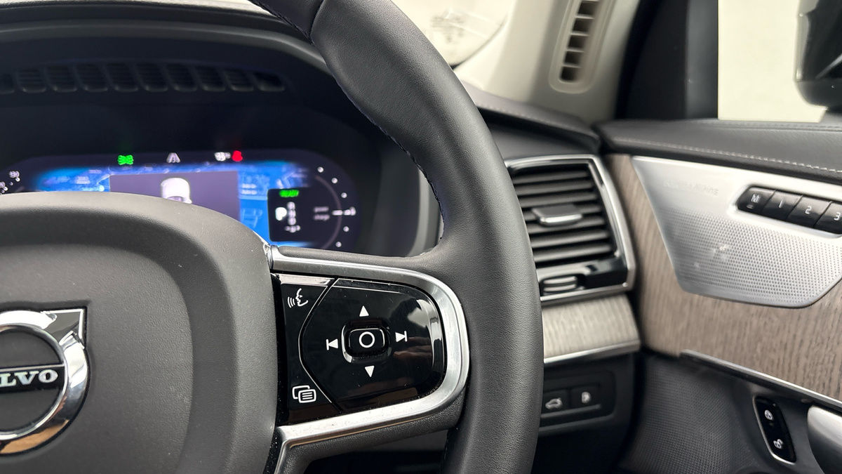 Volvo XC90 Image 14