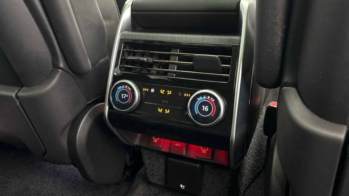 Land Rover Range Rover Image 28