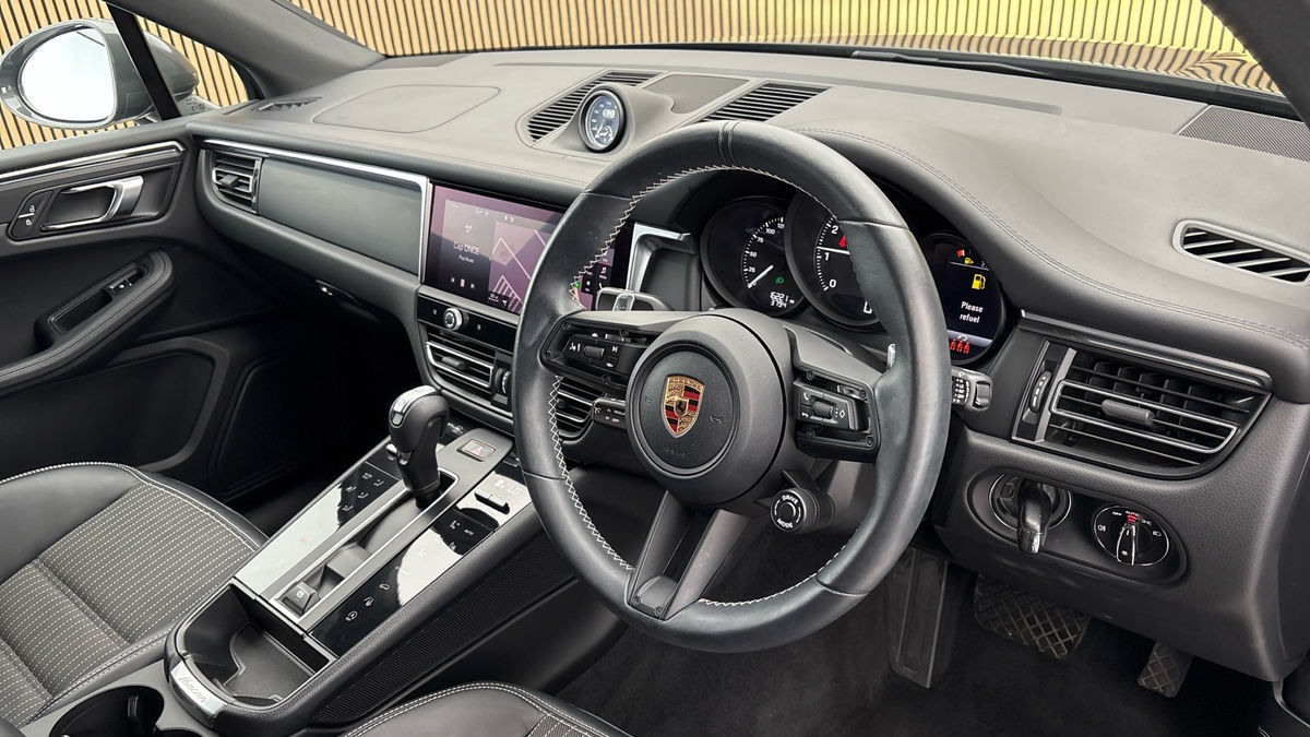 Porsche Macan Image 5