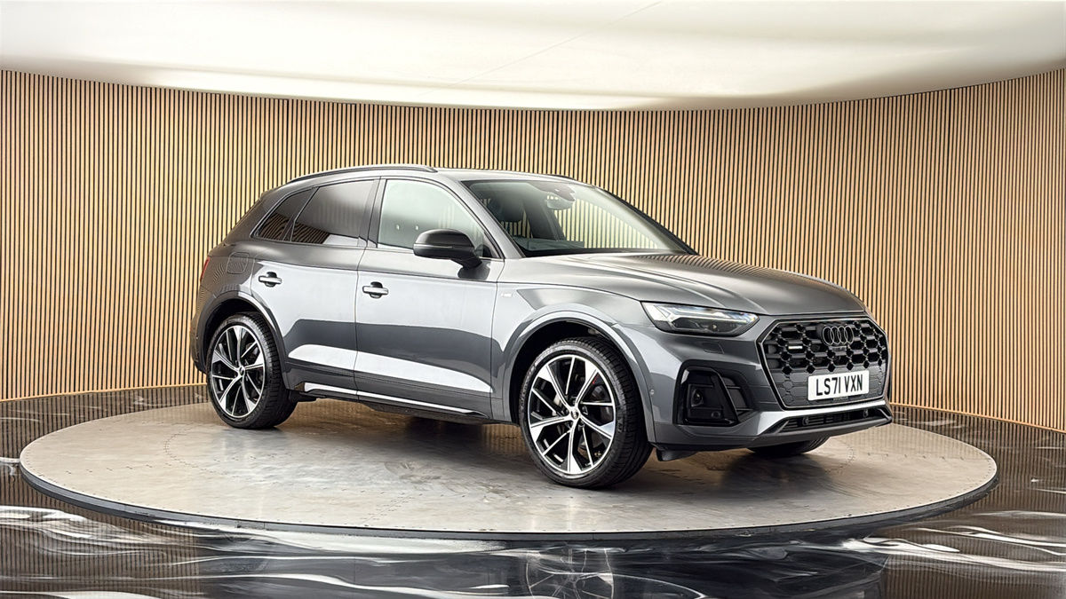 More views of Audi Q5