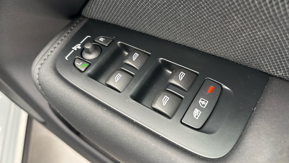 Volvo XC60 Image 25