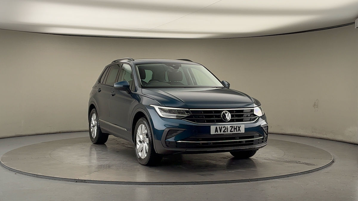 More views of Volkswagen Tiguan