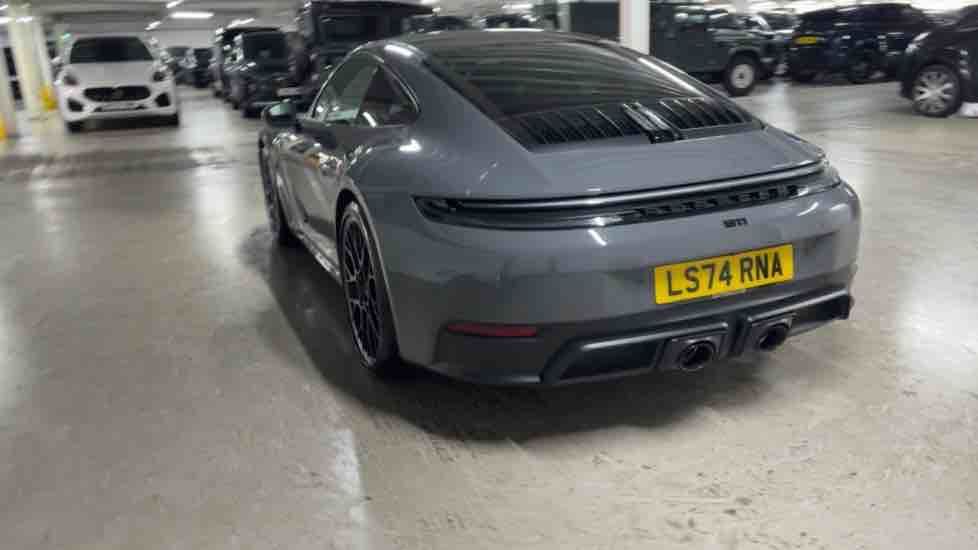 More views of Porsche 911
